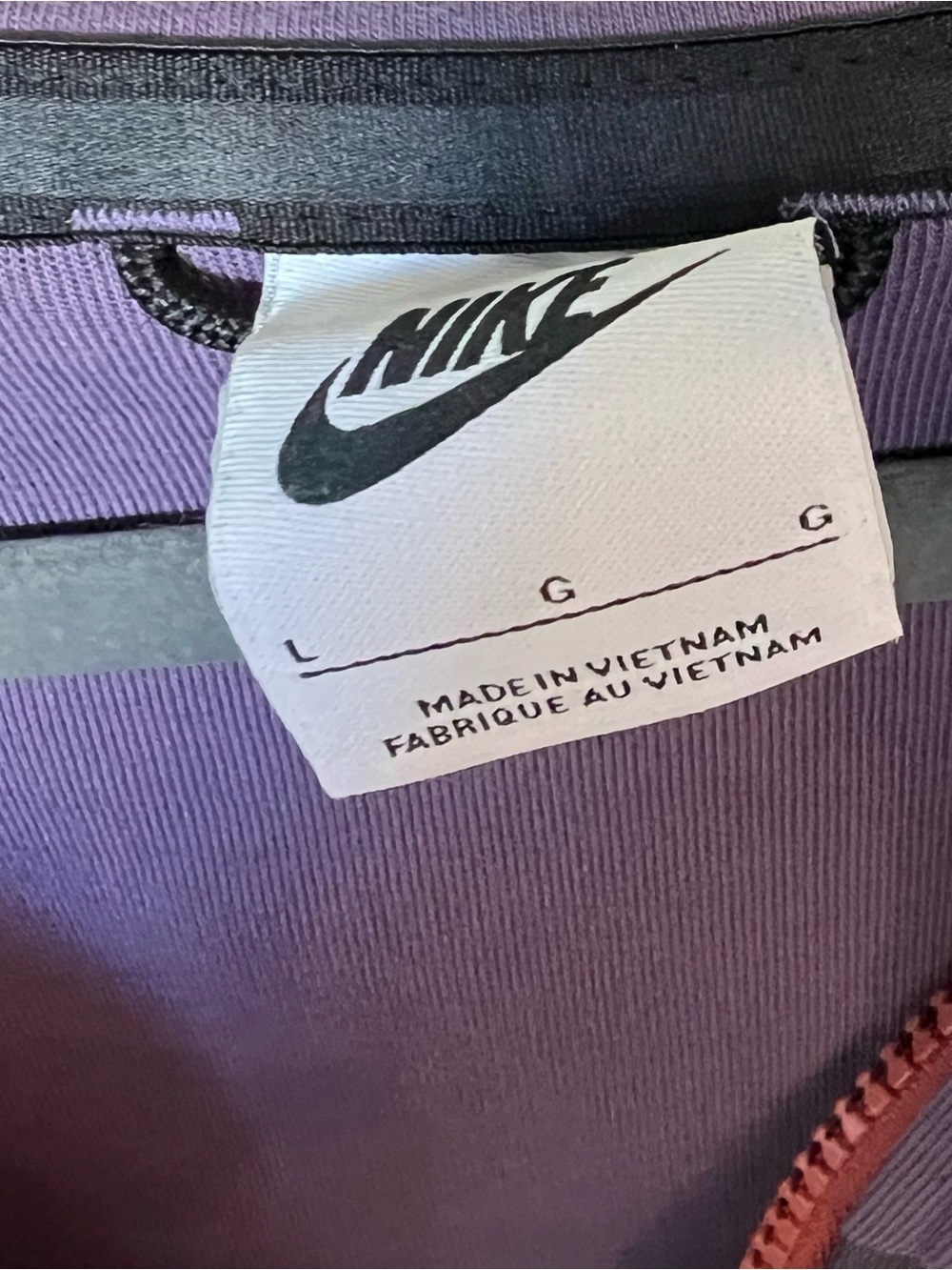 Nike tech jacket - Picture 3 of 3